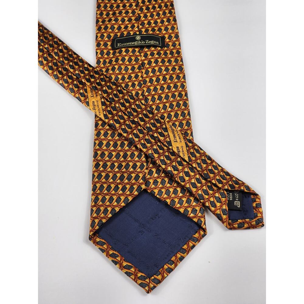Ermenegildo Zegna Disegno Esclusivo 100% Silk Tie – Made in Italy